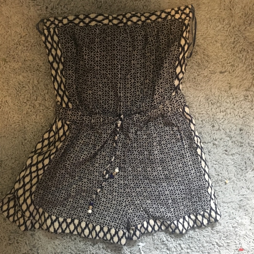 Strapless romper